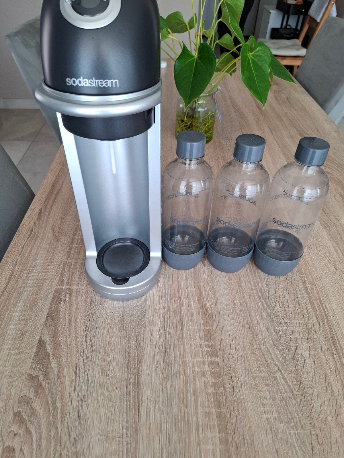 Sodastream met 3 flessen, Elektronische apparatuur, Bruiswatermachines, Ophalen