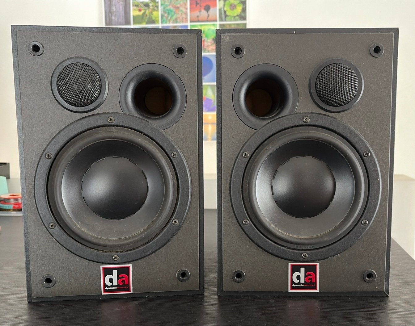 2 Dynaudio BM5 met versterkers, TV, Hi-fi & Vidéo, Enceintes, Autres marques, Moniteur de studio, 60 à 120 watts, Comme neuf