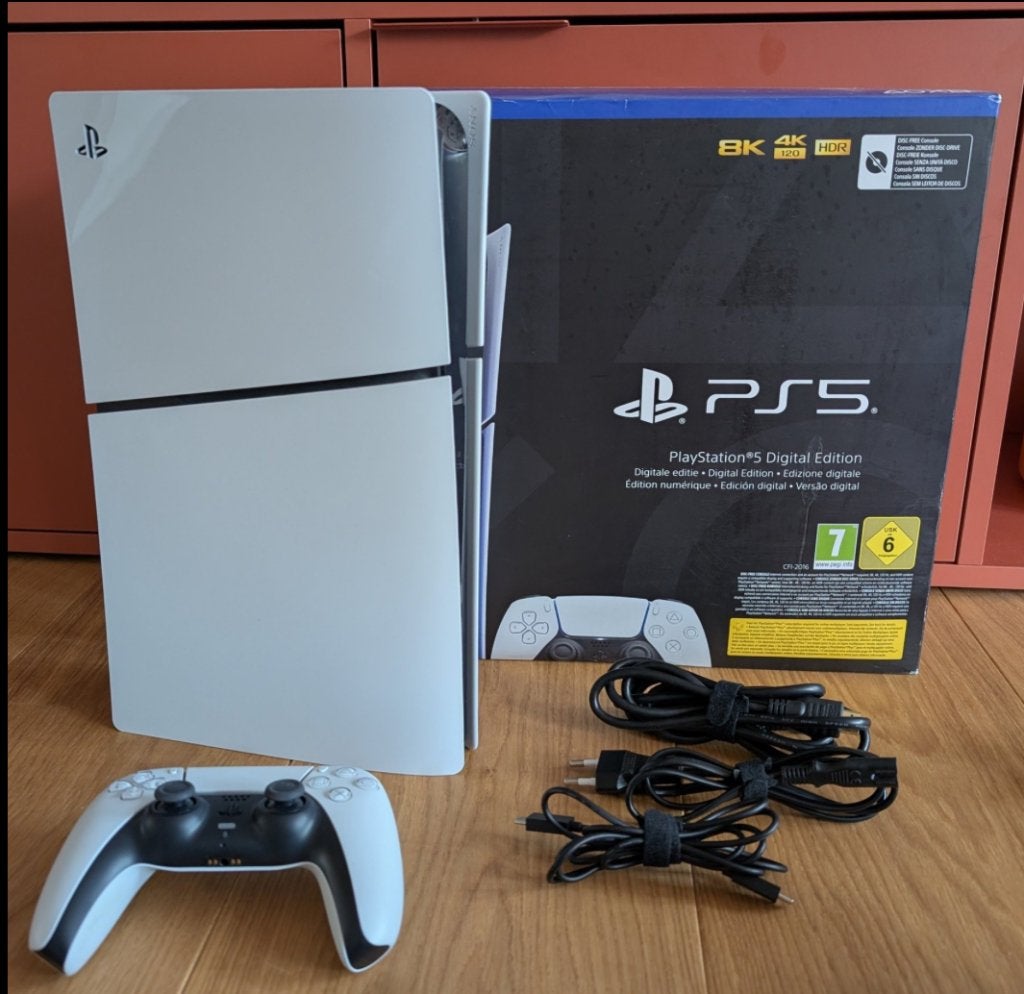 PlayStation 5 Slim, Games en Spelcomputers, Ophalen of Verzenden, Zo goed als nieuw, Playstation 5