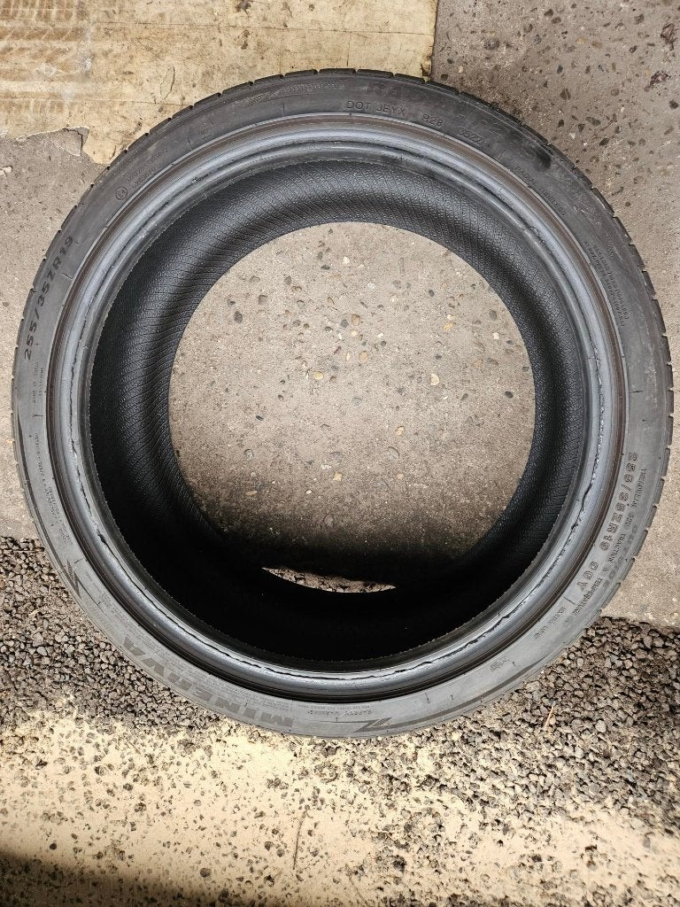 2 pneus d'été Minerva 255/35R19 96Y, Autos : Pièces & Accessoires, Pneus & Jantes, 255 mm, Pneus été, Pneu(s), 19 pouces