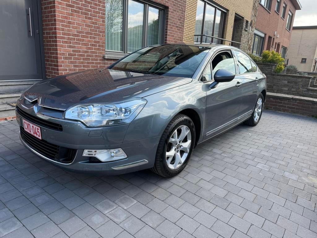 Citroen c5 2010 1.8essence euro4 200000km. Carnet complet, Auto's, 4 cilinders, 1749 cc, Particulier, C5