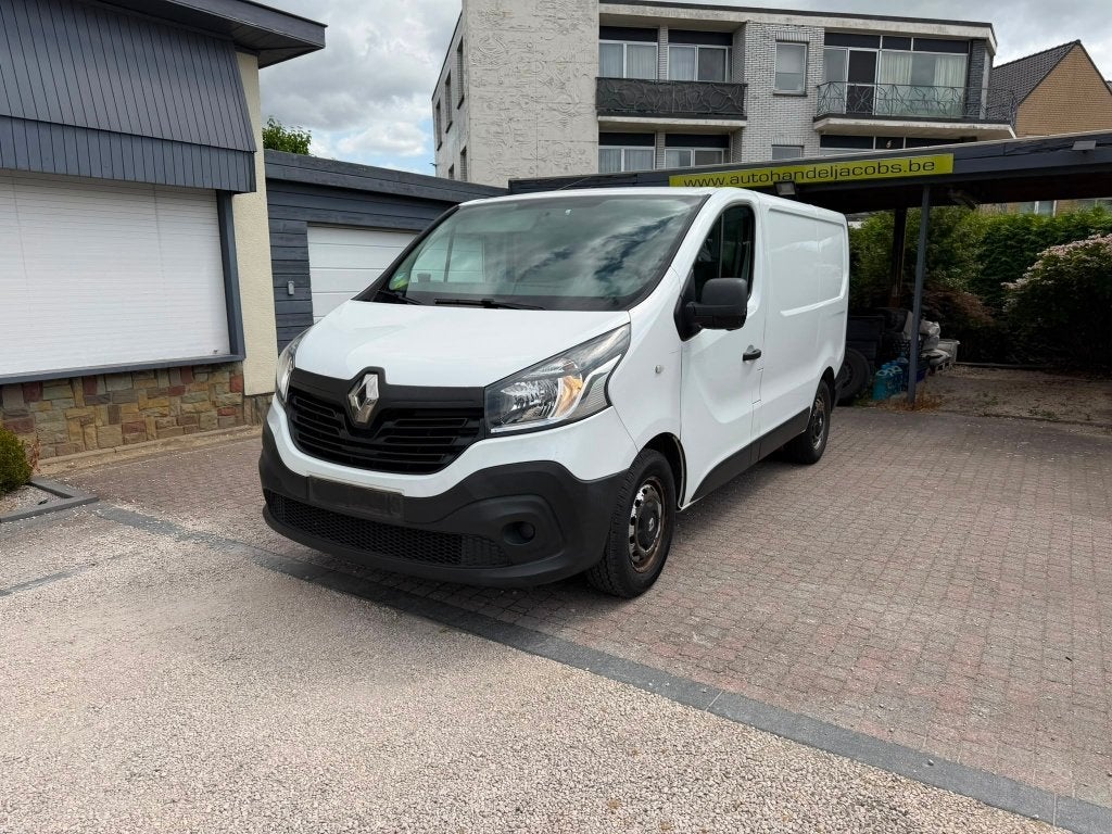 RENAULT TRAFIC * 1.6DCI * 90 CH * RADIO * EXPORT/NÉGOCIANT, Euro 5, Achat, 170 g/km, Entreprise