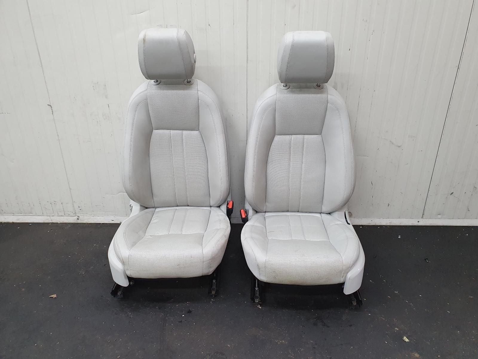 Discovery sport wit leder interieur  2015  uit engels rhd 7, Ophalen, Gebruikt, -, -