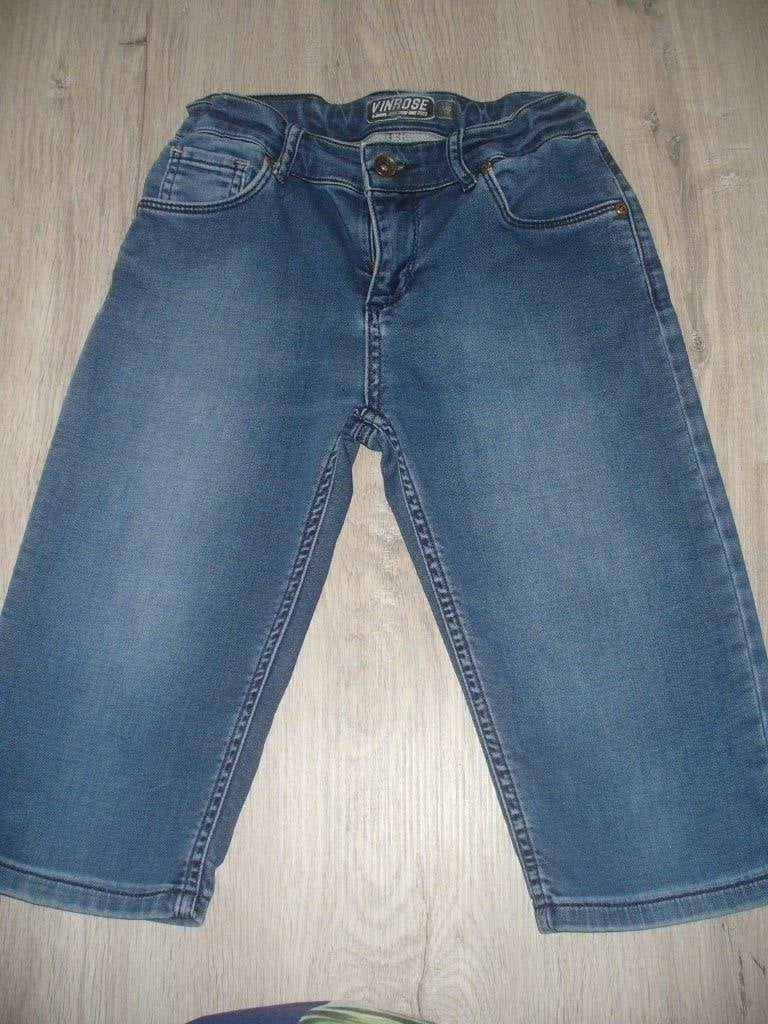Jeansshort Vinrose maat 140, Kinderen en Baby's, Kinderkleding | Maat 140, Broek, Vinrose, Ophalen of Verzenden, Zo goed als nieuw