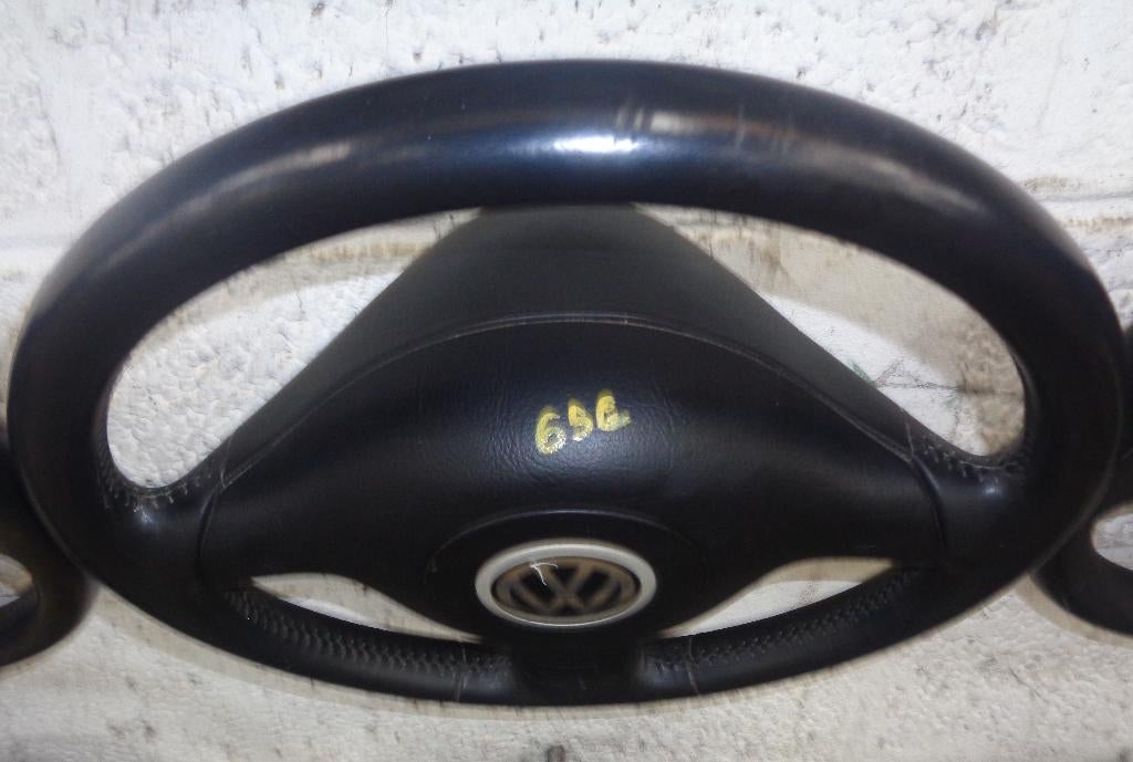 A vendre volant VW 3 branches, Enlèvement, Utilisé, Volkswagen