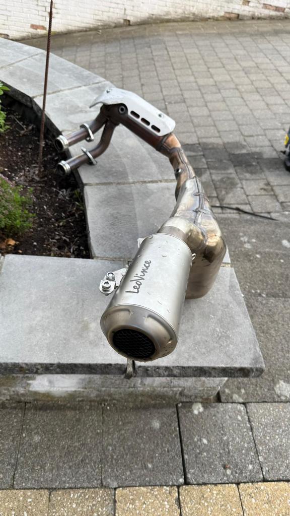 Yamaha mt07 leovince slip on, Motoren, Ophalen