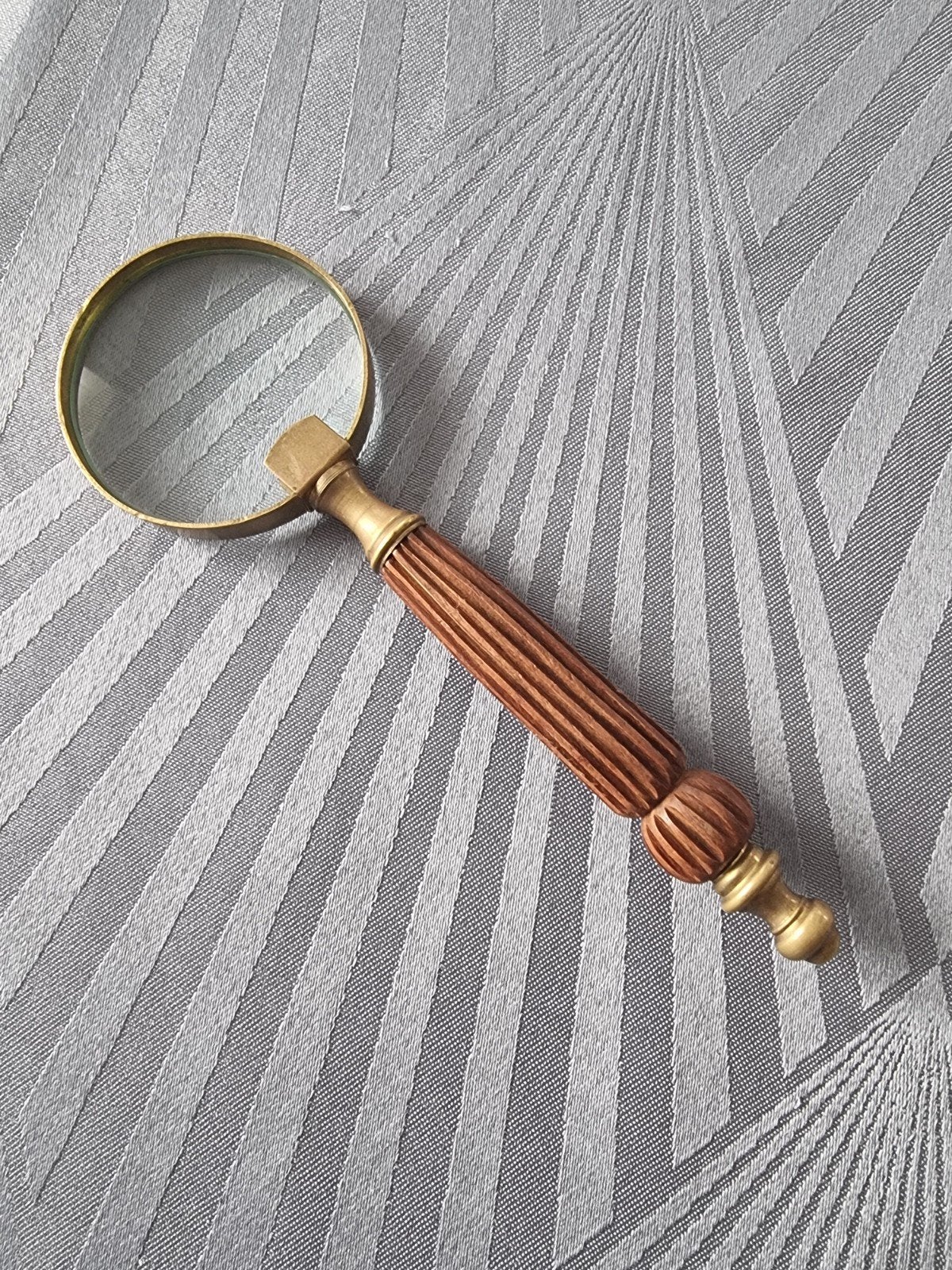 ️ Vintage vergrootglas – Houten handvat – Gouden rand – Vo, Ophalen of Verzenden, Zo goed als nieuw, Vergrootglas of Loep