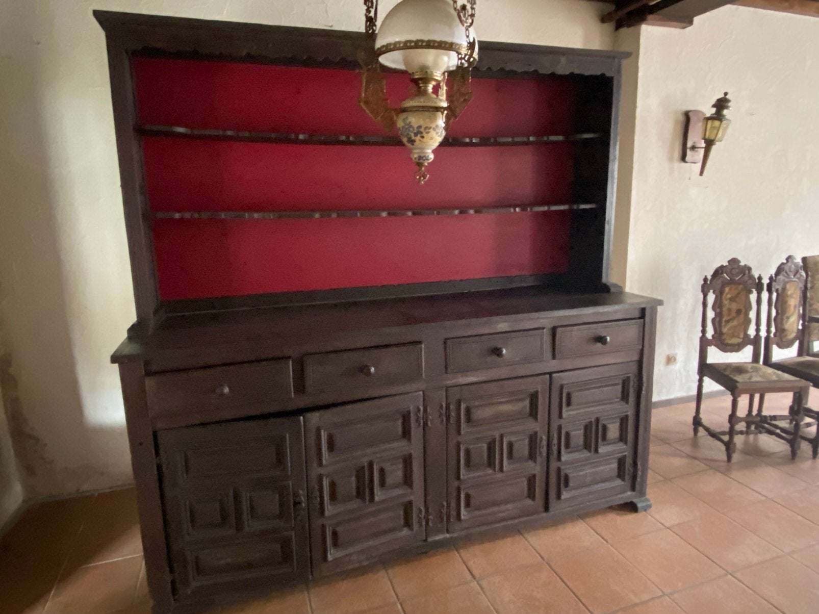 Gratis antieke robuuste Spaanse vintage kast, Antiek en Kunst, Antiek | Meubels | Kasten, Ophalen