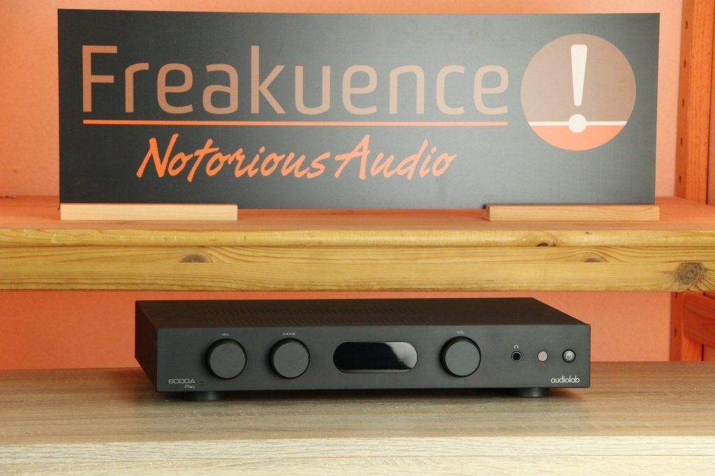 Audiolab 6000A Play TRADE.INRUIL Streamer* Interne dac*, Enlèvement ou Envoi, 60 à 120 watts, Comme neuf, Stéréo