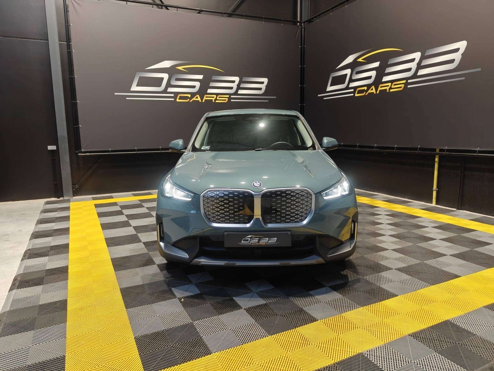 BMW iX1 eDrive20 SOH 95% / Cruise / LED / apple / CAM / Zete, Autos, Ordinateur de bord, Achat, Euro 6, Entreprise