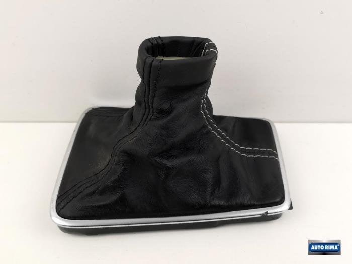 Enveloppe levier de vitesse d'un Volvo V40, -, 3 mois de garantie, Utilisé, -
