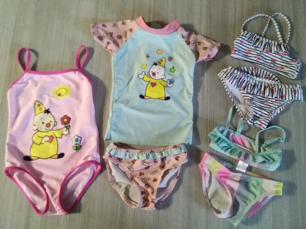 badpak bikini maat 98/104, Enfants & Bébés, Vêtements enfant | Taille 98, Enlèvement, Comme neuf, Fille, Vêtements de sport ou Maillots de bain