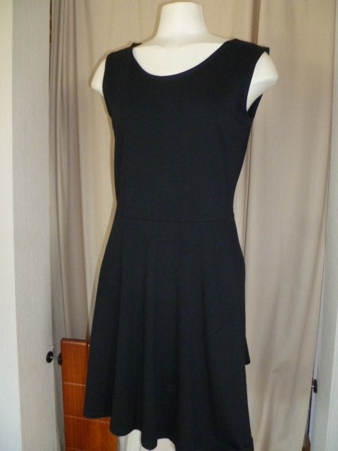 Nieuwe dames jurken, xl . 10 euro stuk, Kleding | Dames, Jurken, Ophalen of Verzenden, Nieuw