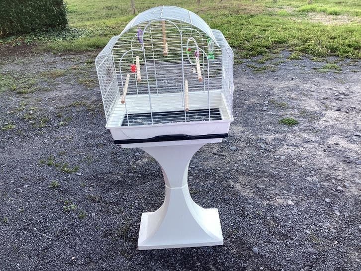 Vogelkooi op voet - sokkel, Ophalen, Gebruikt, Vogelkooi