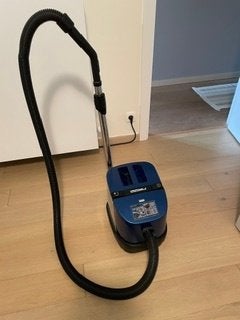 Sledestofzuiger NILFISK KING HOME, Elektronische apparatuur, Stofzuigers, Overige merken, Geschikt voor harde vloeren, Zo goed als nieuw