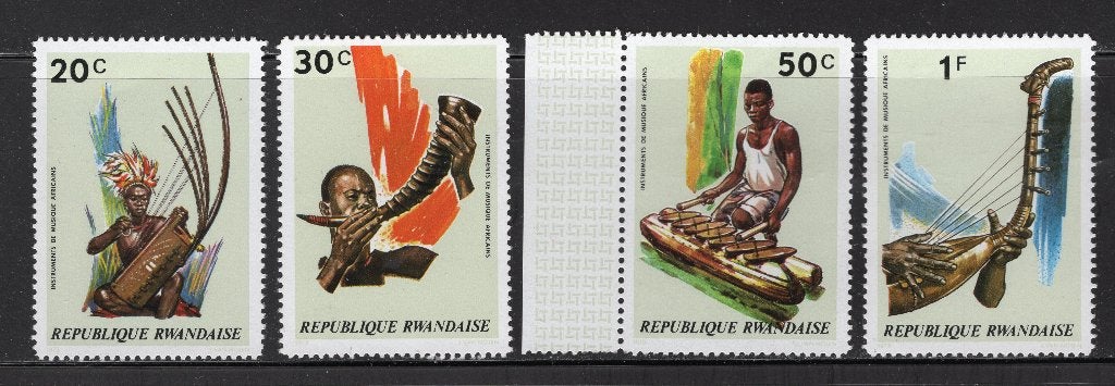 RWANDA 519/522 MNH 1973, Timbres & Monnaies, Envoi, Non oblitéré, Neuf
