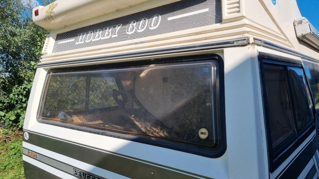 Camper ramen hobby 600 raam camper raam driehoek hobby600, Caravanes & Camping, Envoi, Utilisé