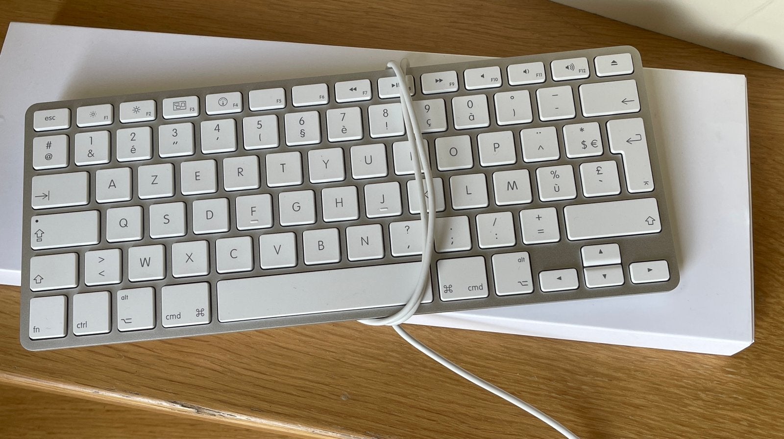 2 claviers Apple neufs, Computers en Software, Toetsenborden, Ophalen, Nieuw