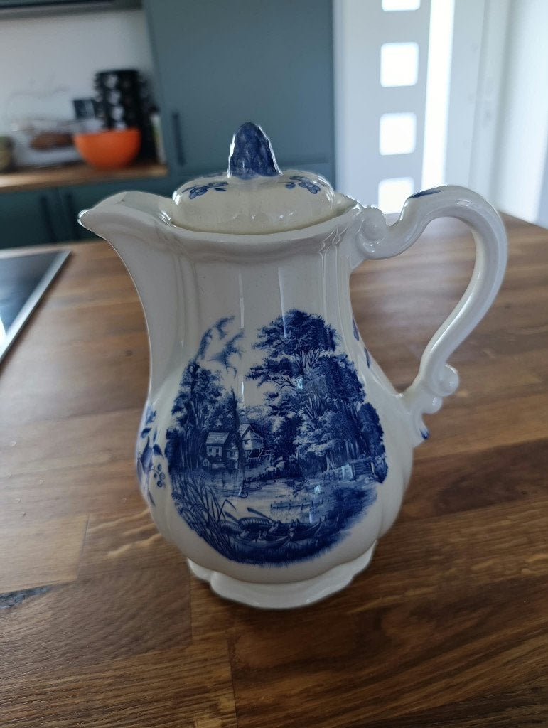 Cafetière ancienne sarreguemines modèle faïence bleue, Enlèvement