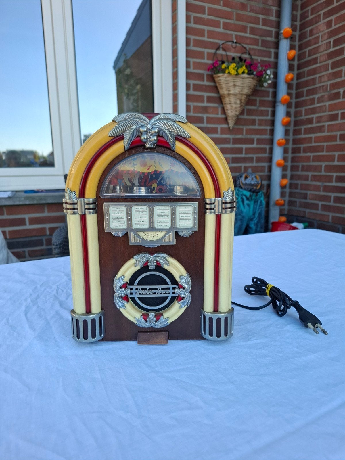 Te koop juke box, Verzamelen, Automaten | Jukeboxen, Ophalen, Gebruikt, 1970 tot heden, Overige merken