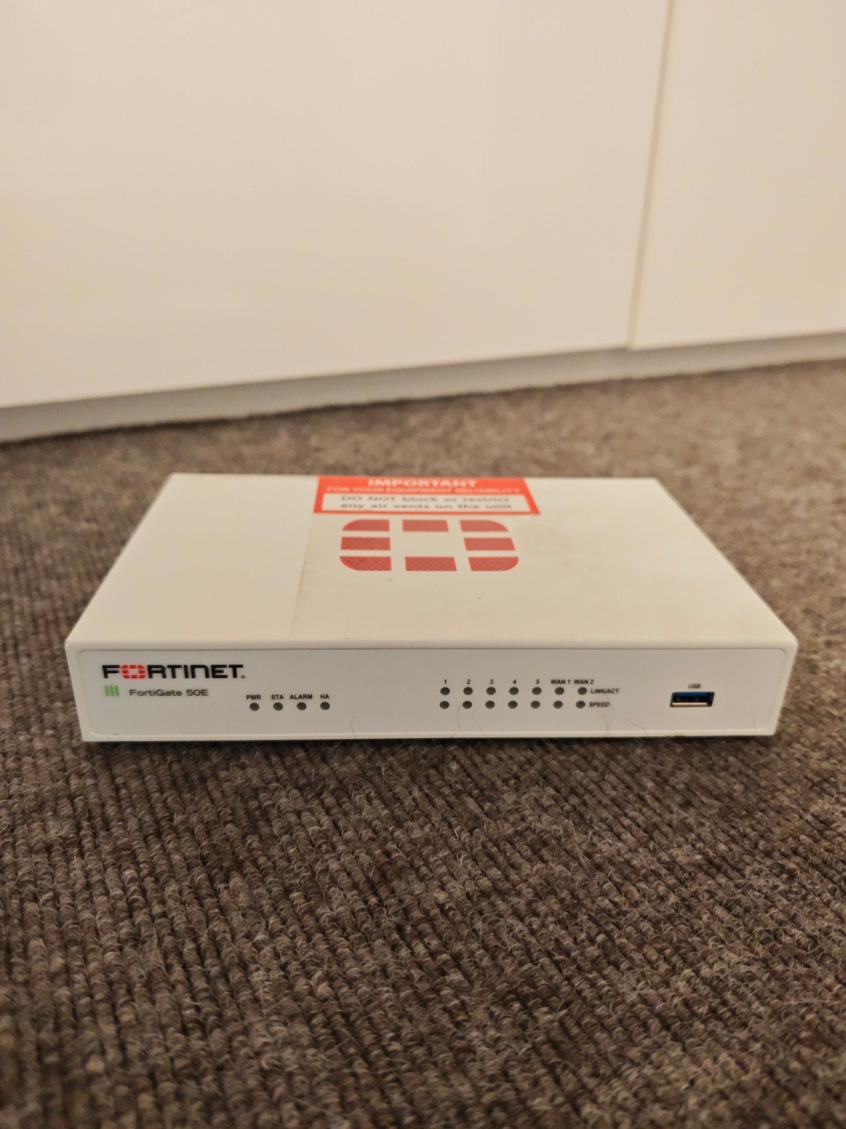 Fortigate 50E
Werkende staat, reset naar factory default., Computers en Software, Netwerk switches, Ophalen, Refurbished