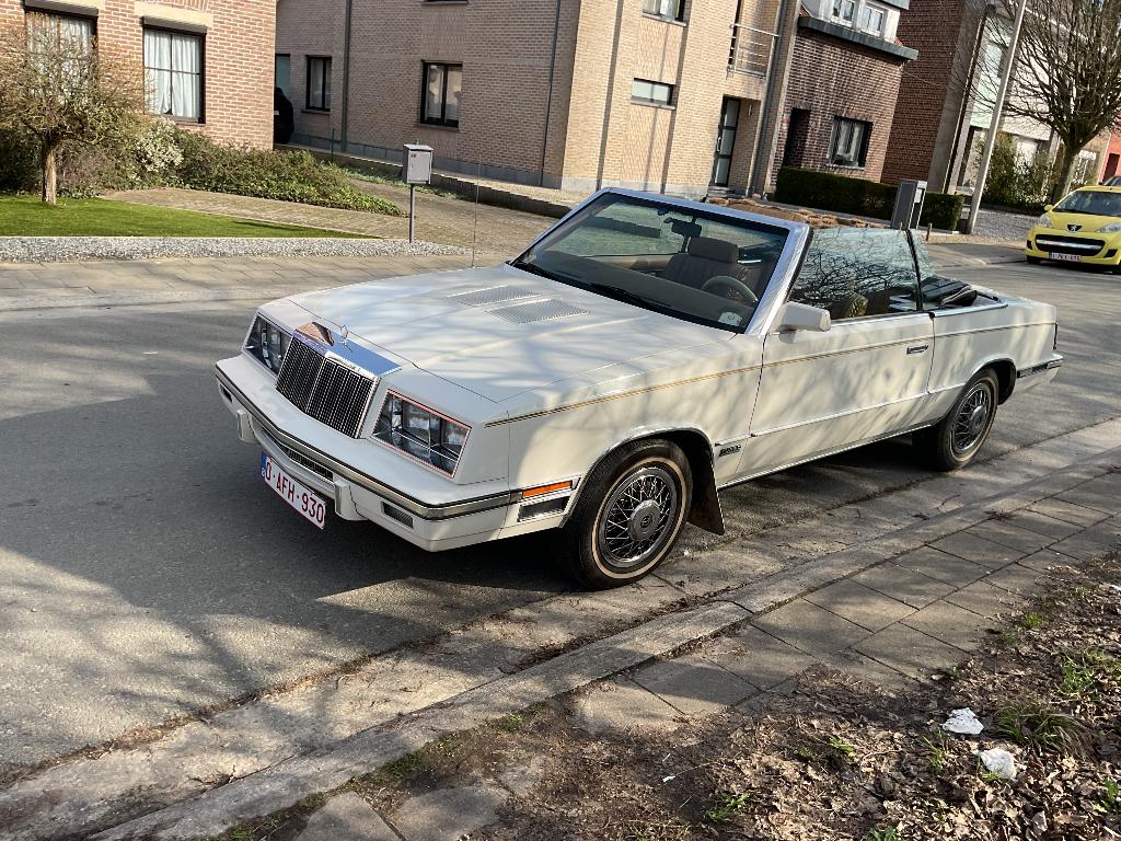 Chrysler Lebaron cabrio 1985, 4 zetels, Beige, Cabriolet, Lederen bekleding