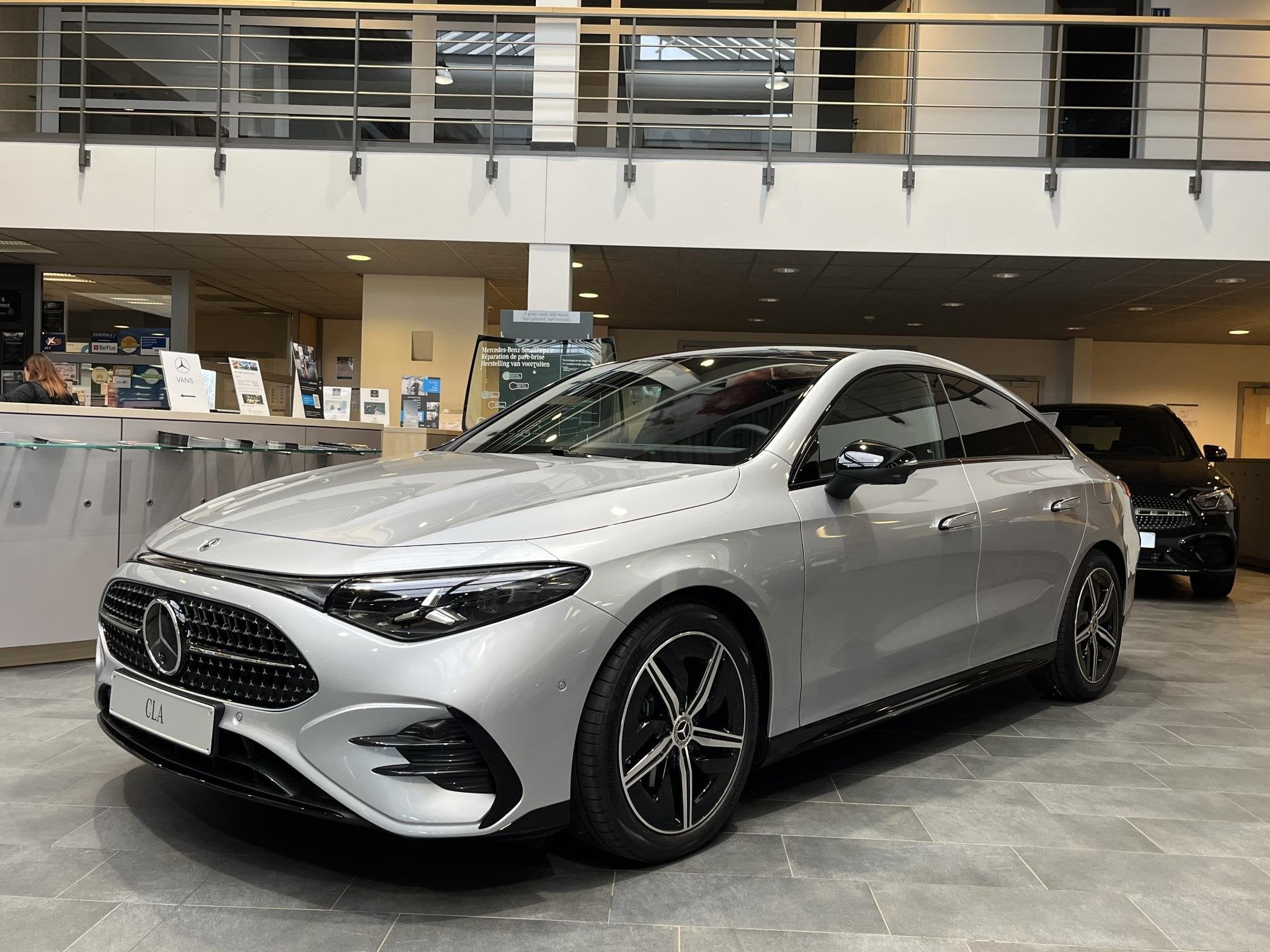 Mercedes-Benz CLA-Klasse CLA 180 AMG Line (automatique), Autos, Mercedes-Benz, Entreprise, Achat, CLA, Airbags, Air conditionné