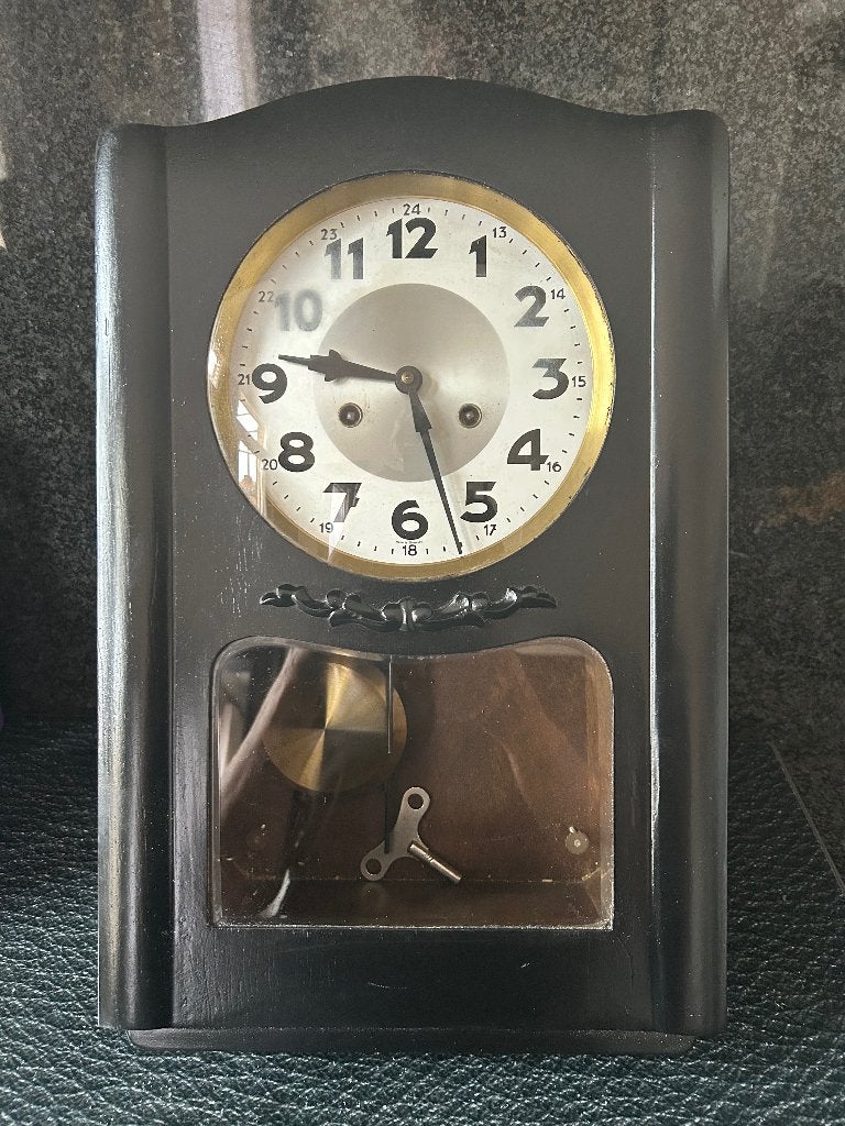 Klok hangklok made in Germany., Ophalen