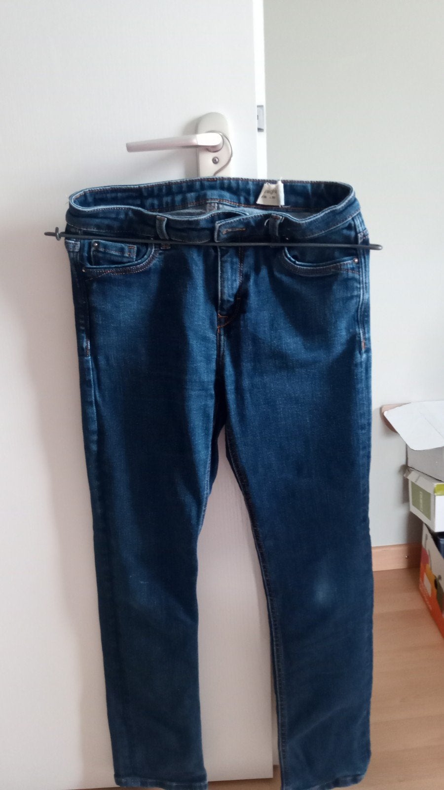 Door jean  t w28. L30 straight van het merk Esprit, Blauw, Ophalen of Verzenden, Zo goed als nieuw, W28 - W29 (confectie 36)