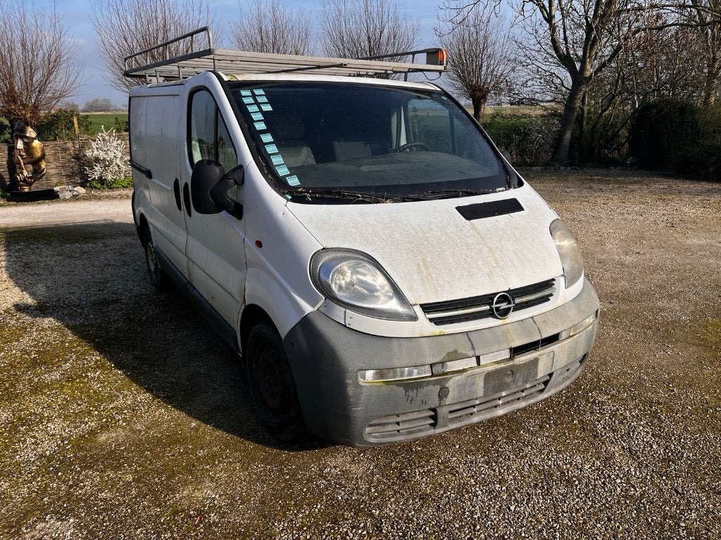 camionet, Voorwielaandrijving, 4 deurs, Stof, Wit