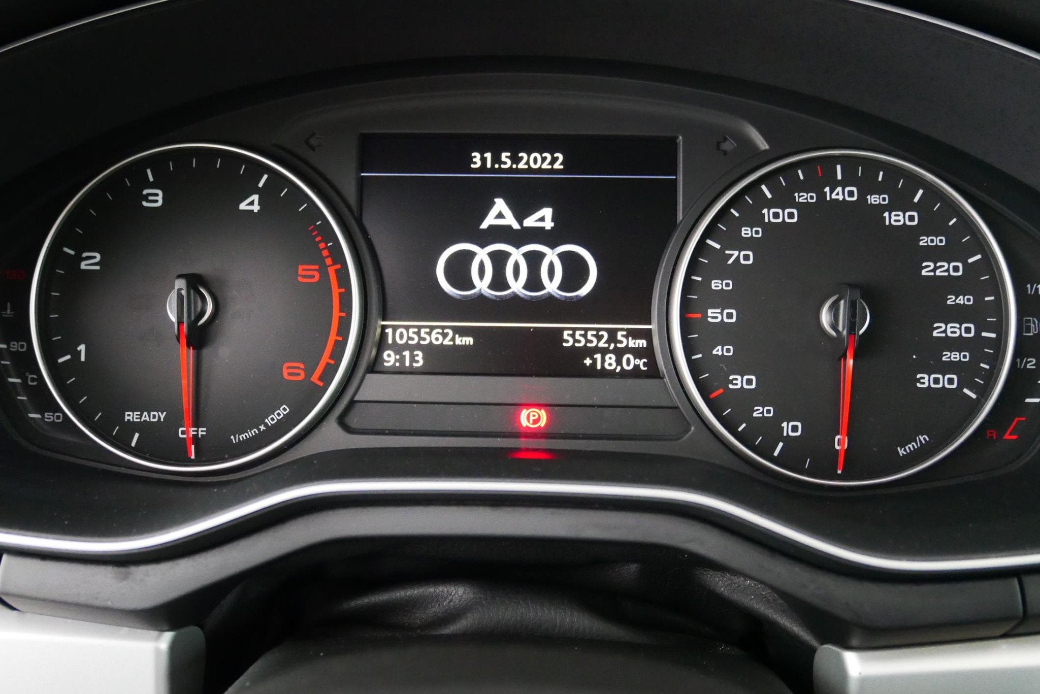 (1RPT871) Audi A4, Autos, Audi, Argent ou Gris, Achat, Entreprise, A4