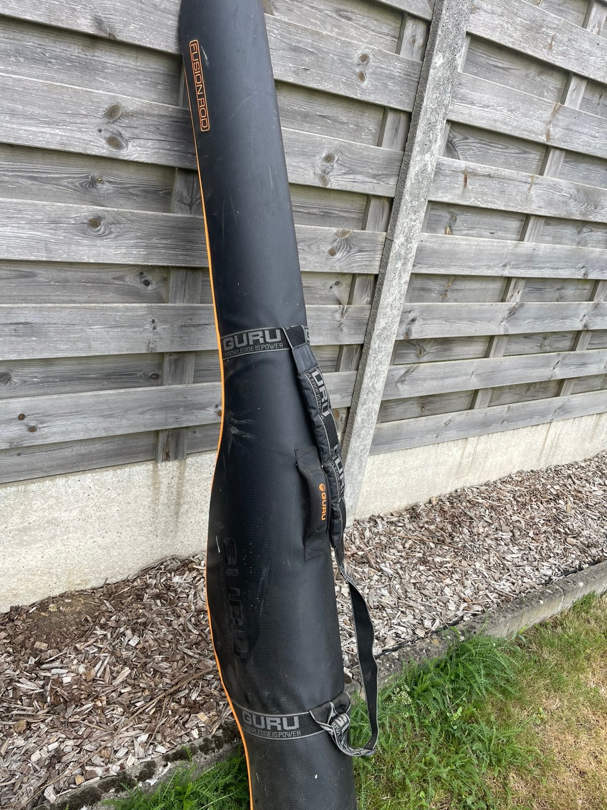Guru feeder case, Ophalen, Zo goed als nieuw