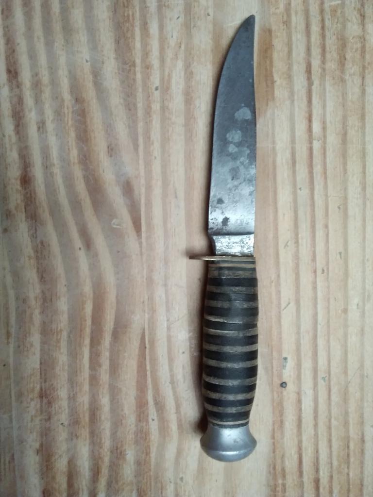 Vend couteau allemand, Ophalen