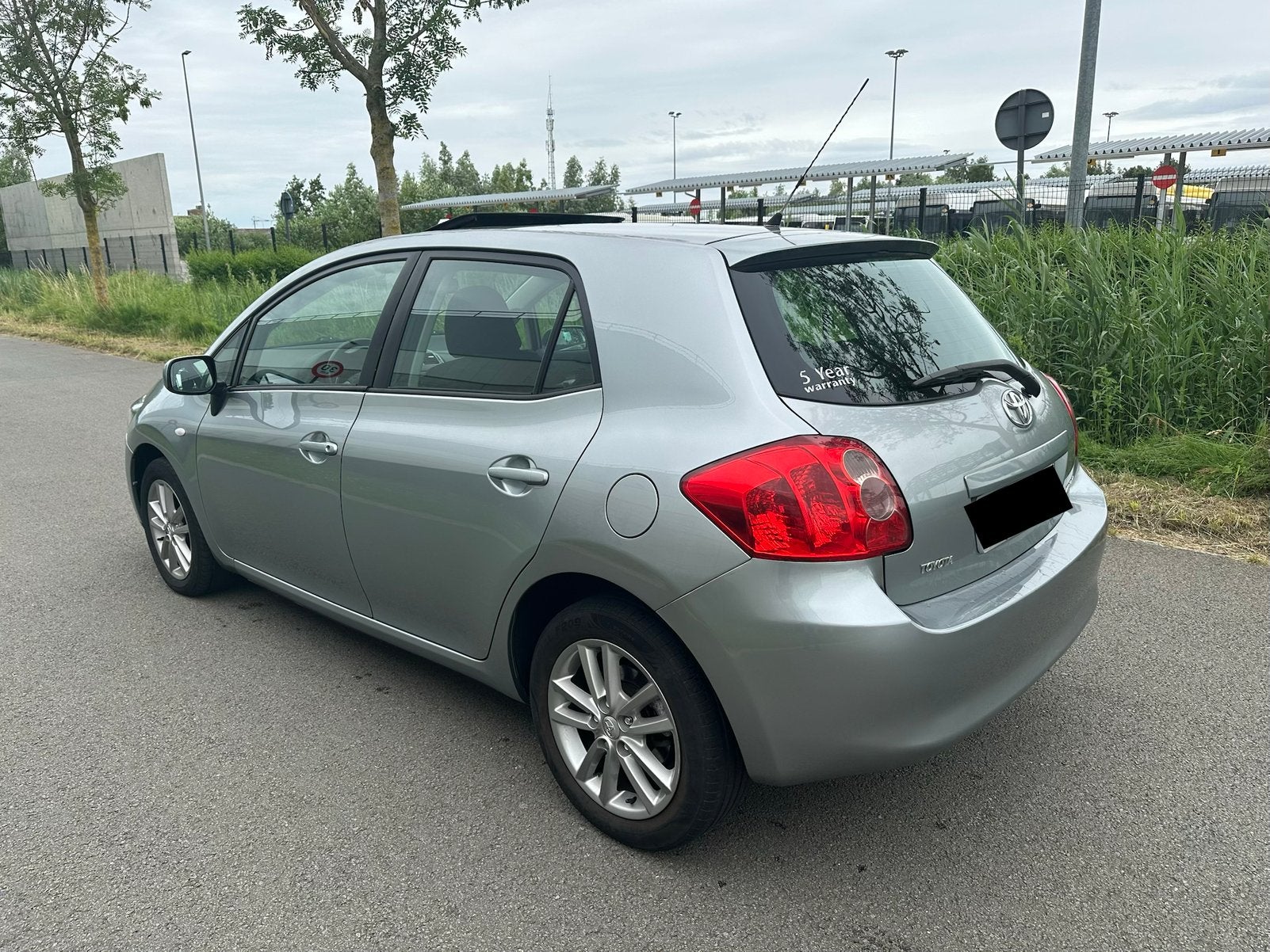 Toyota Auris| 1.4Benzine| Automaat | Garantie+Keuring, Auto's, Toyota, Automaat, Dealer onderhouden, 5 zetels, Cruise Control