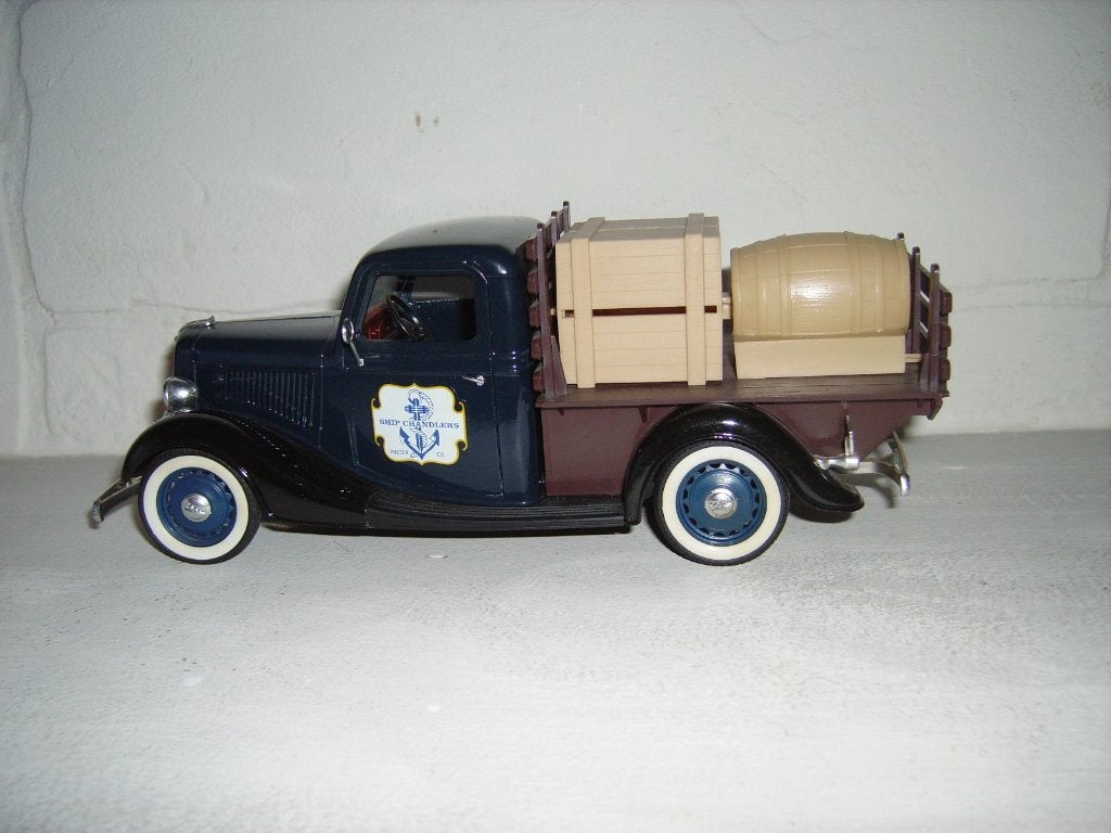 SOLIDO PRESTIGE MODÈLE « FORD BRASSEUR » 1/18, Enlèvement ou Envoi, Neuf, Voiture, Solido