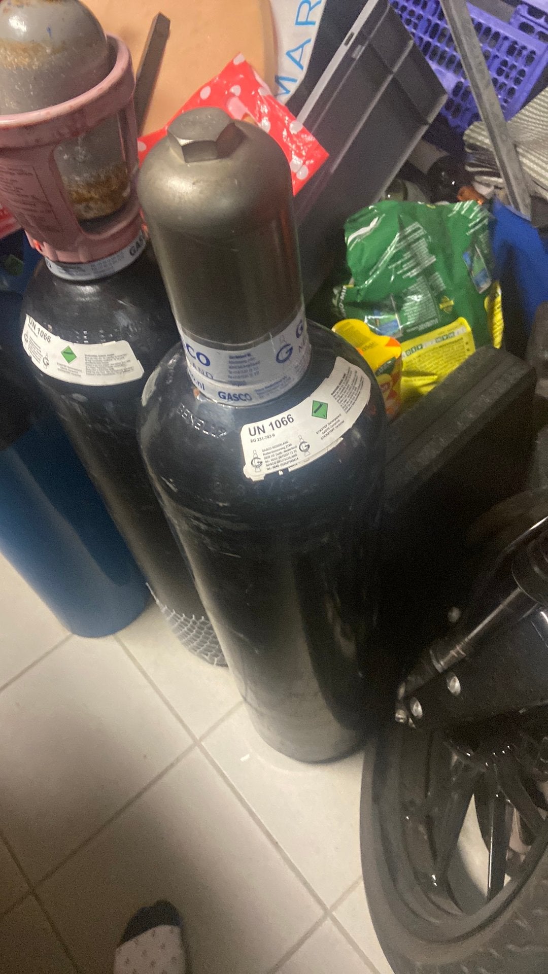 Stikstoffles gasco 20 liter vol, Doe-het-zelf en Bouw, Ophalen of Verzenden, Zo goed als nieuw