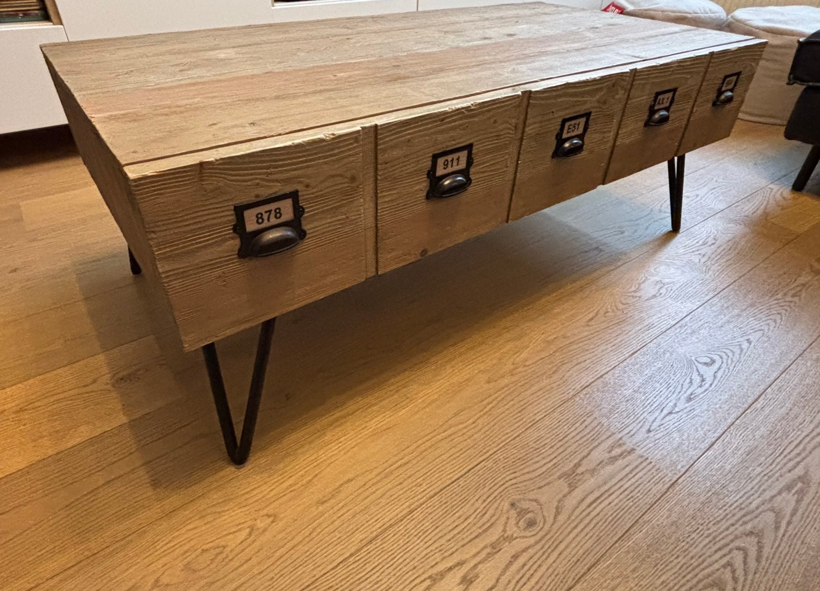 Table de salon style industriel, Autres essences de bois, 50 à 100 cm, 100 à 150 cm, Enlèvement