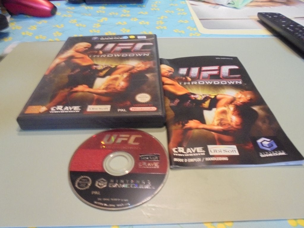Nintendo Game Cube UFC Throwdown (CIB), Gebruikt, Vechten, Verzenden, 2 spelers