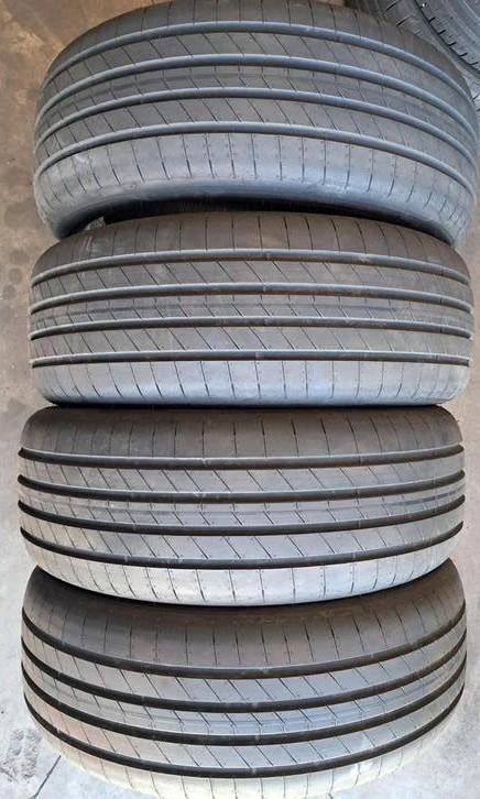 235/45/19 2354519 235/45R19 zomer nieuw Goodyear, Ophalen, Ford