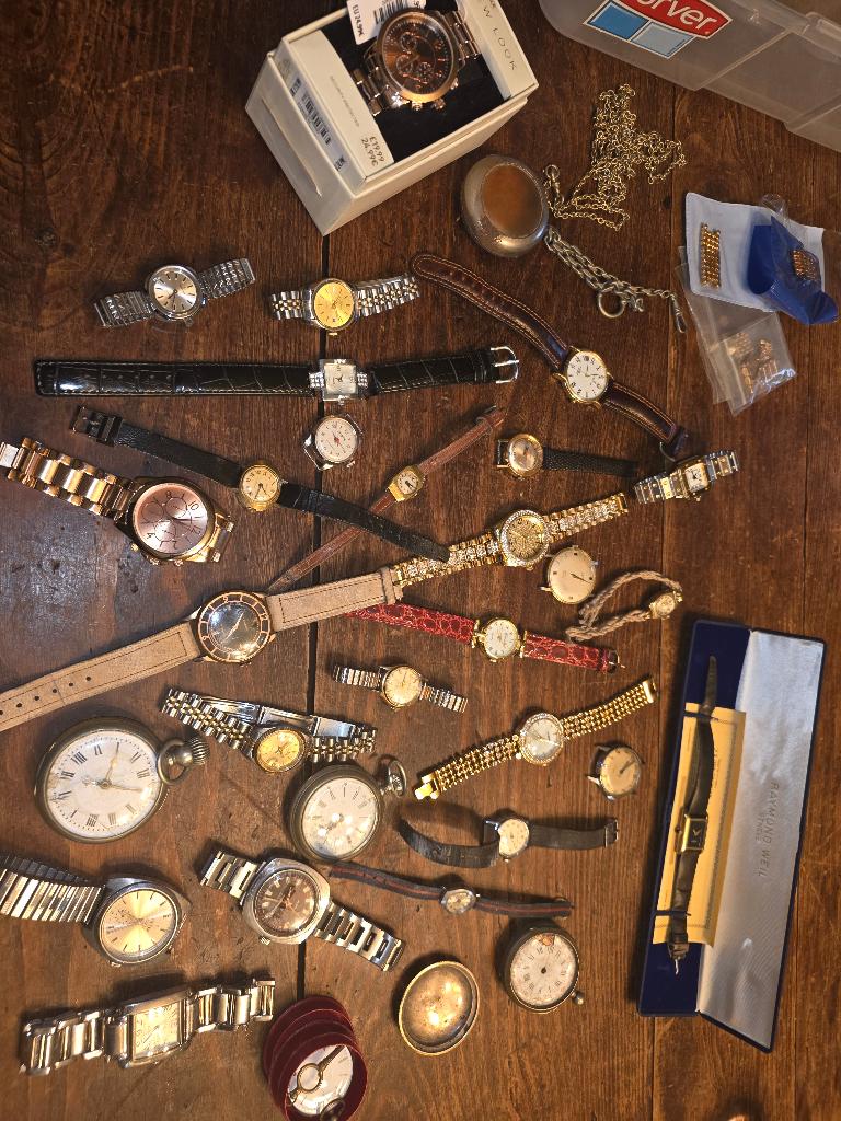 Oud horloge, Handtassen en Accessoires, Horloges | Antiek, Ophalen of Verzenden, Polshorloge