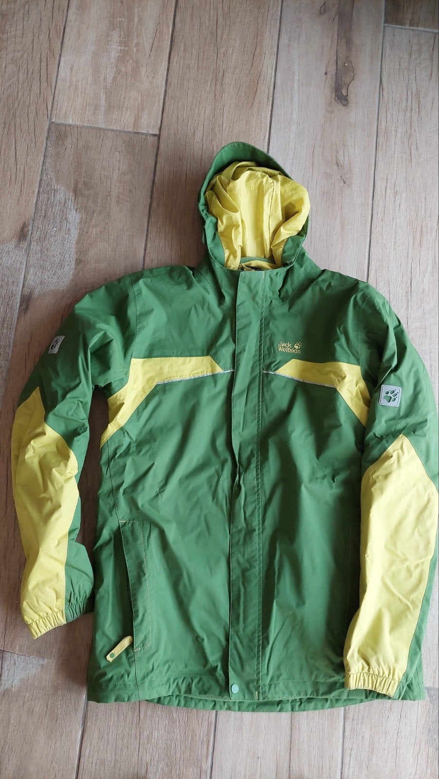Jas winter zomer Jack Wolfskin groen 3 in 1 maat 176, Gebruikt, Jongen of Meisje, Jack Wolfskin, Ophalen of Verzenden