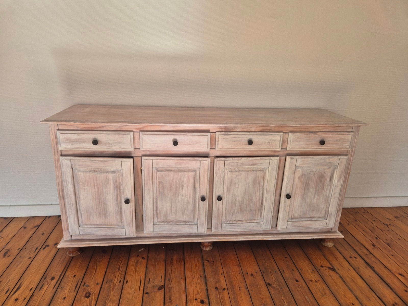 buffet à donner, 25 à 50 cm, 150 à 200 cm, Enlèvement, Utilisé