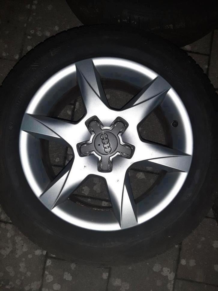 Set van 4 Originele AUDI velgen met UNIROYAL banden, Auto-onderdelen, Ophalen, 16 inch, Banden en Velgen, 205 mm