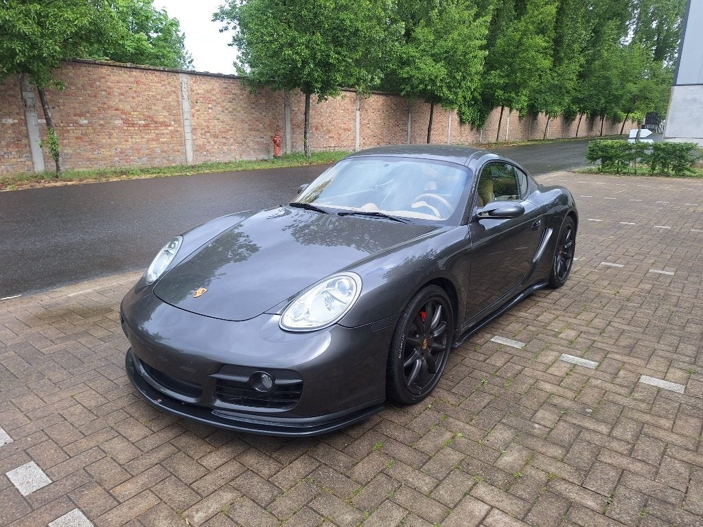 Porsche Cayman 2.7i | Sportcoupé, Achterwielaandrijving, https://public.car-pass.be/vhr/be21335e-c5ed-440c-9d8c-1d44e9c10bc5, 2687 cc