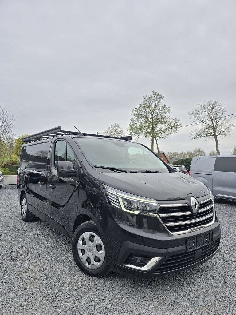 Renault Trafic Gran-comfort-Navi/Carplay/Camera/Led/Dakrek/P, 4 deurs, Gebruikt, 4 cilinders, Zwart
