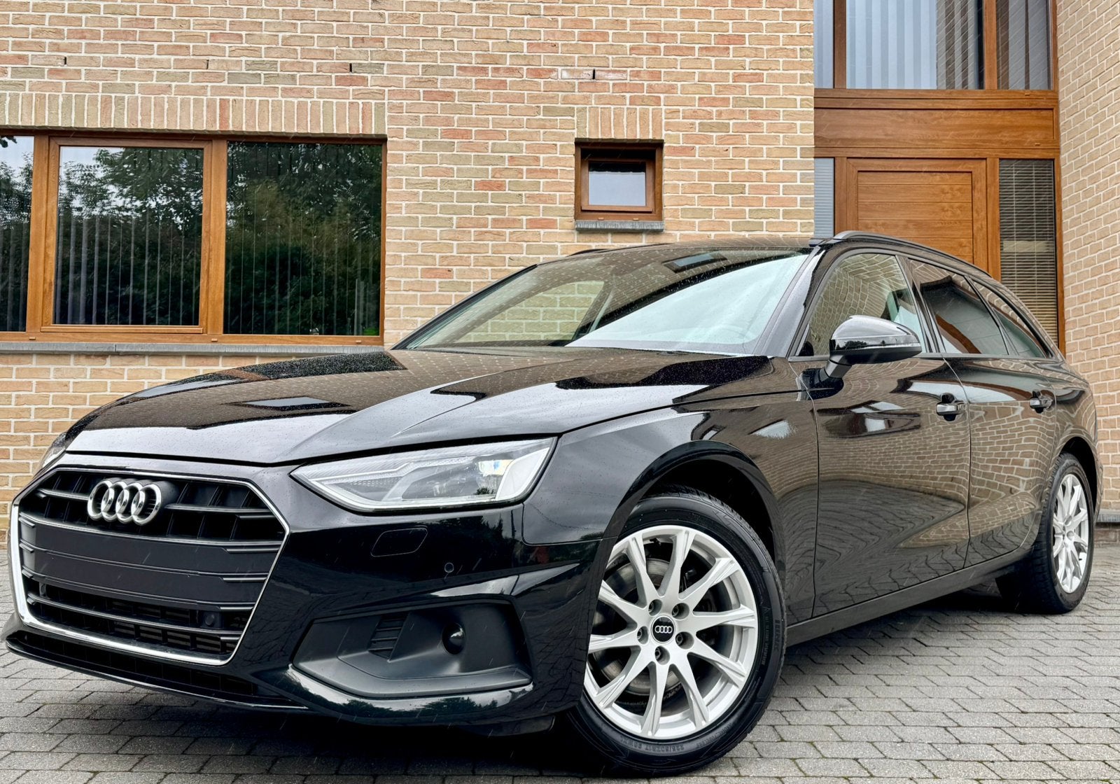 Audi A4 Avant 2022 - 47.000 km! Hybride/Benzine - Nieuwstaat, Auto's, Automaat, Dealer onderhouden, 1984 cc, A4