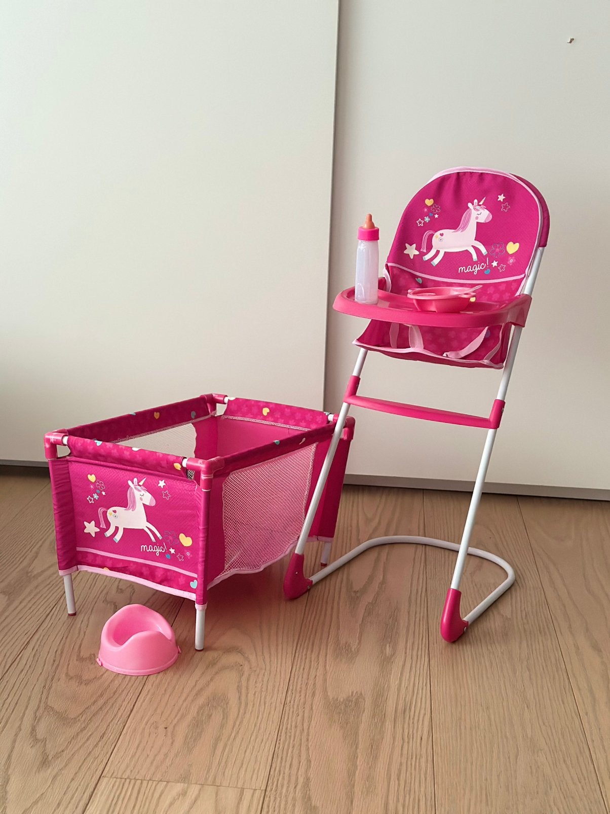 Dolly Star poppenset: kinderstoel + poppenbed, Kinderen en Baby's, Ophalen, Zo goed als nieuw