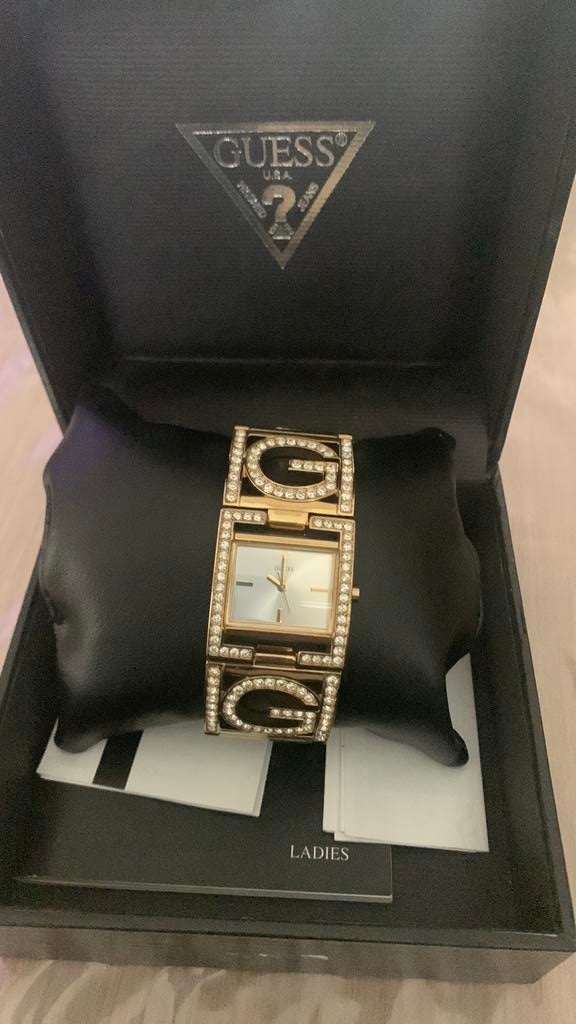 Montres de fammes Guess, Enlèvement, Comme neuf, Guess