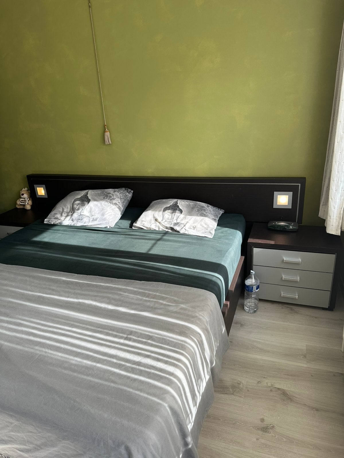 Donker grijs/zwart  bed 1.60m, Huis en Inrichting, Slaapkamer | Complete slaapkamers, Ophalen, Gebruikt, Tweepersoons, Modern  bed 1.60 m