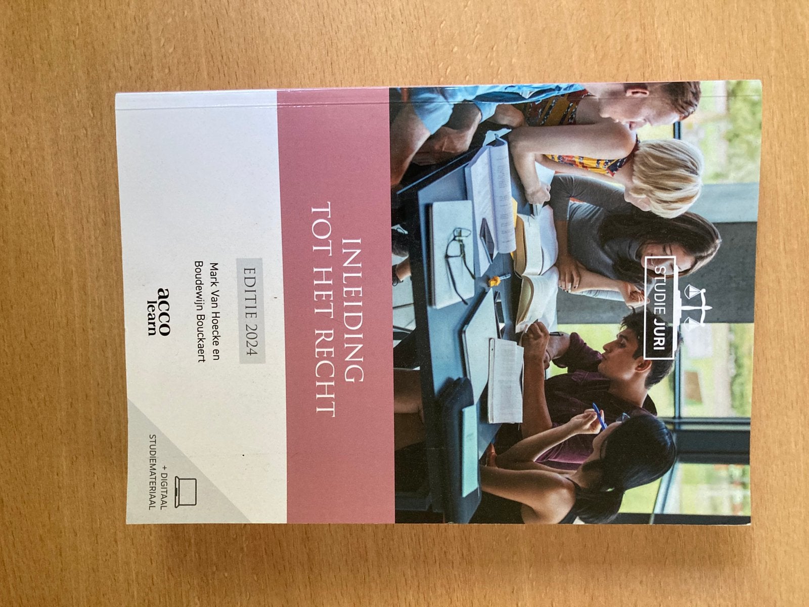 Inleiding tot het recht, Ophalen of Verzenden, Zo goed als nieuw